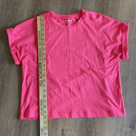 BODEN turnback cuff crew tshirt - Picture 3 of 4